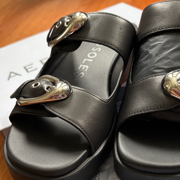 AEROSOLES Black Double Buckle Sandals - Picture 8 of 11